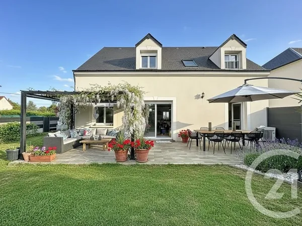 Maison 8 pièces 170 m²