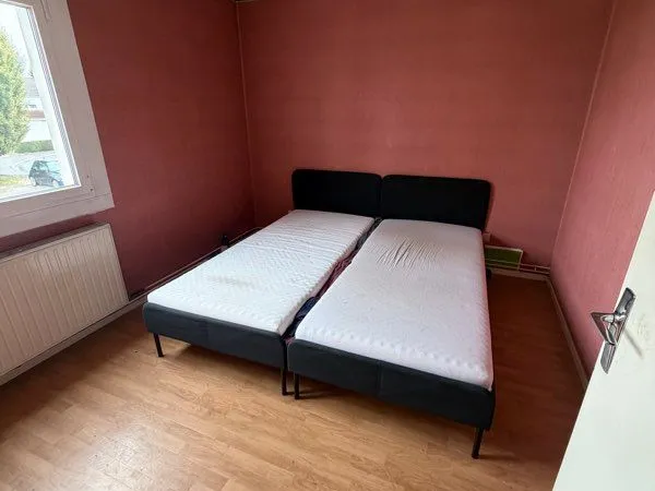 À LOUER - Appartement 70 m² à Florange - 2 chambres, balcon et garage