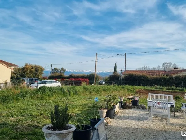 Terrain constructible 1292m2 - Vue Pyrénées