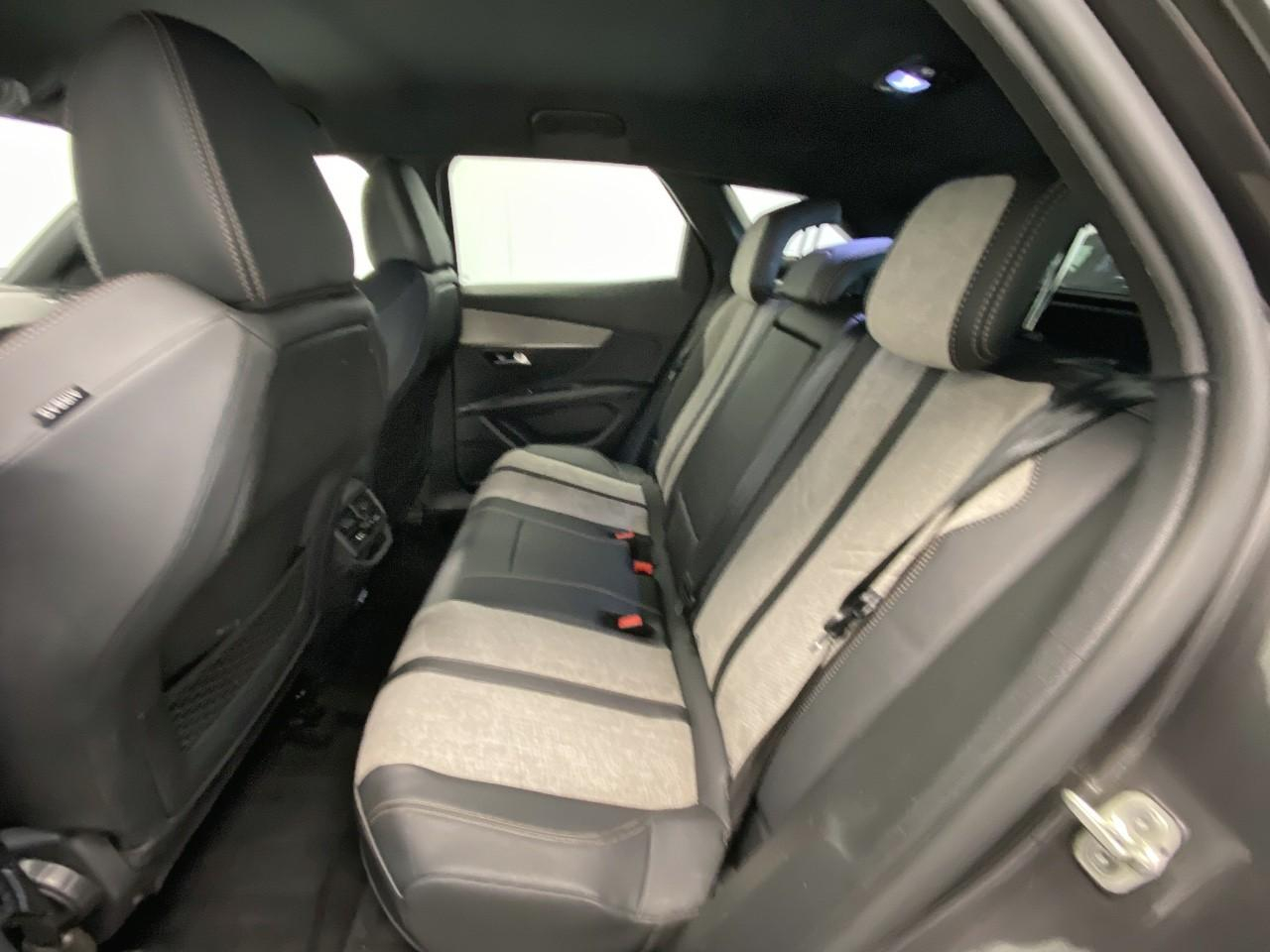 Peugeot 3008 hybrid 225 e-eat8 gt — photo 10
