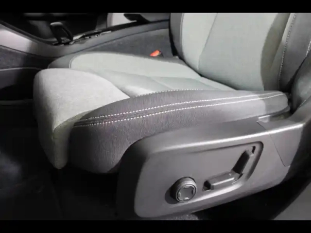 Volvo Xc40 t5 recharge 180 + 82ch plus dct 7 — photo 11