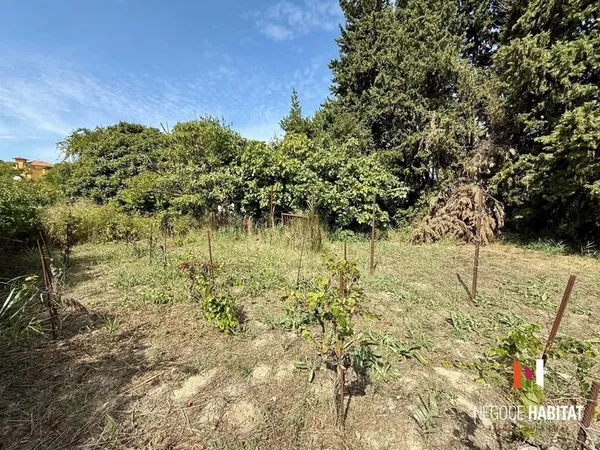 Terrain constructible de 334 m2 Secteur Port Ariane