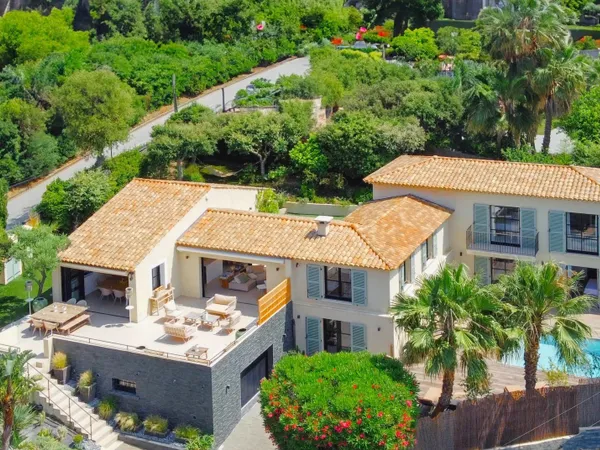Villa vue mer à vendre à Sinopolis