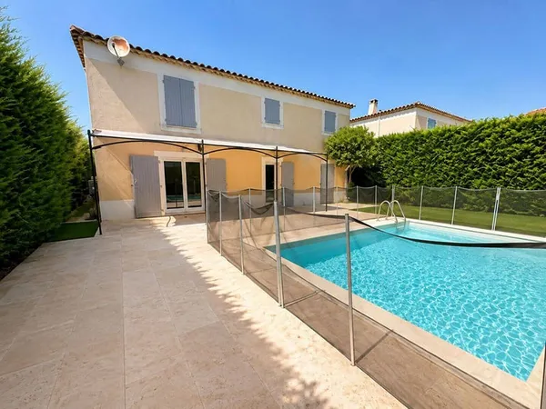 Villa 5 pièces 105 m²