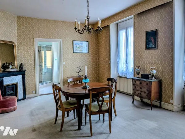 Maison 8 pièces 182 m²