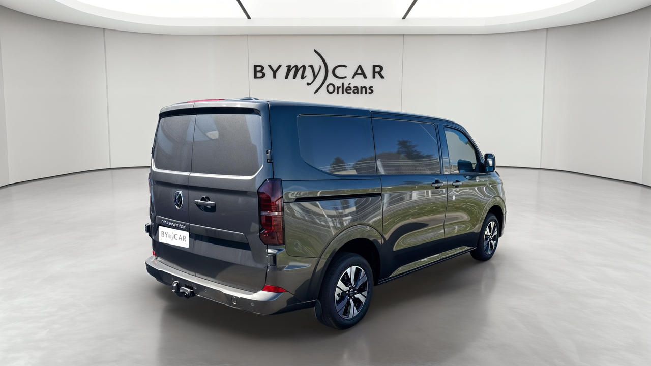Volkswagen Utilitaires TRANSPORTER VAN L1H1 2.0 TDI 150 BVA8 — photo 5