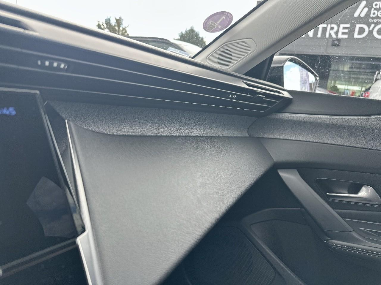 Peugeot 308 1.2 puretech 130ch s&s allure pack — photo 21