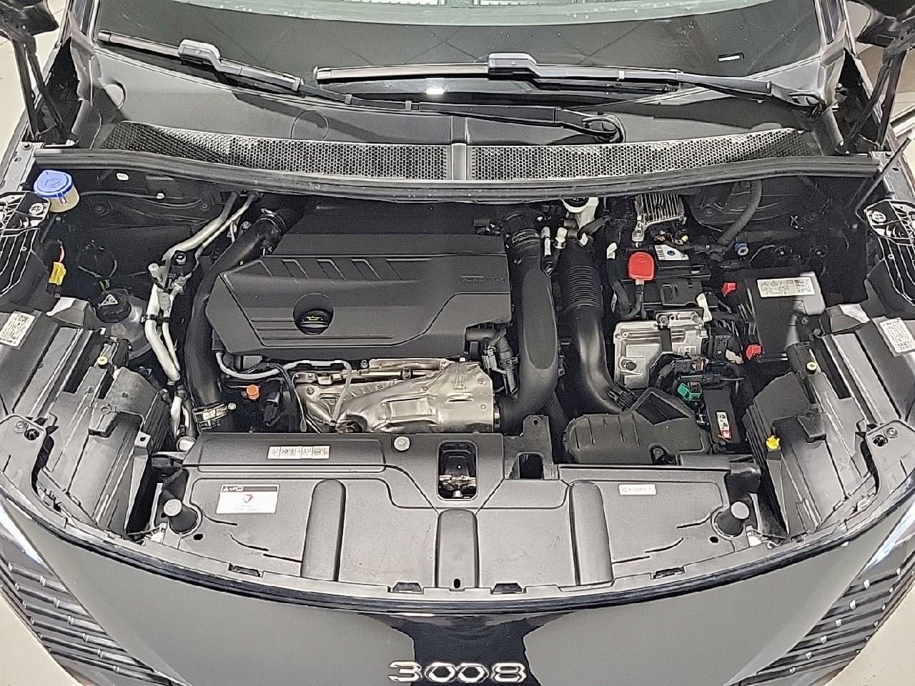 Peugeot 3008 hybrid 225 e-eat8 gt — photo 15