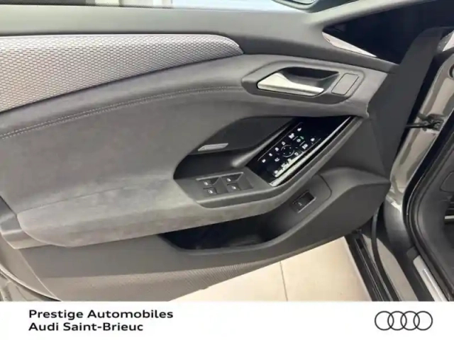 Audi A6 avant e-tron e-tron performance 367ch s line — photo 11