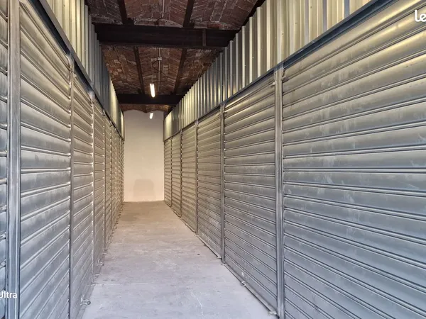 Local 140m² - 24 box de stockage - Rendement 12%