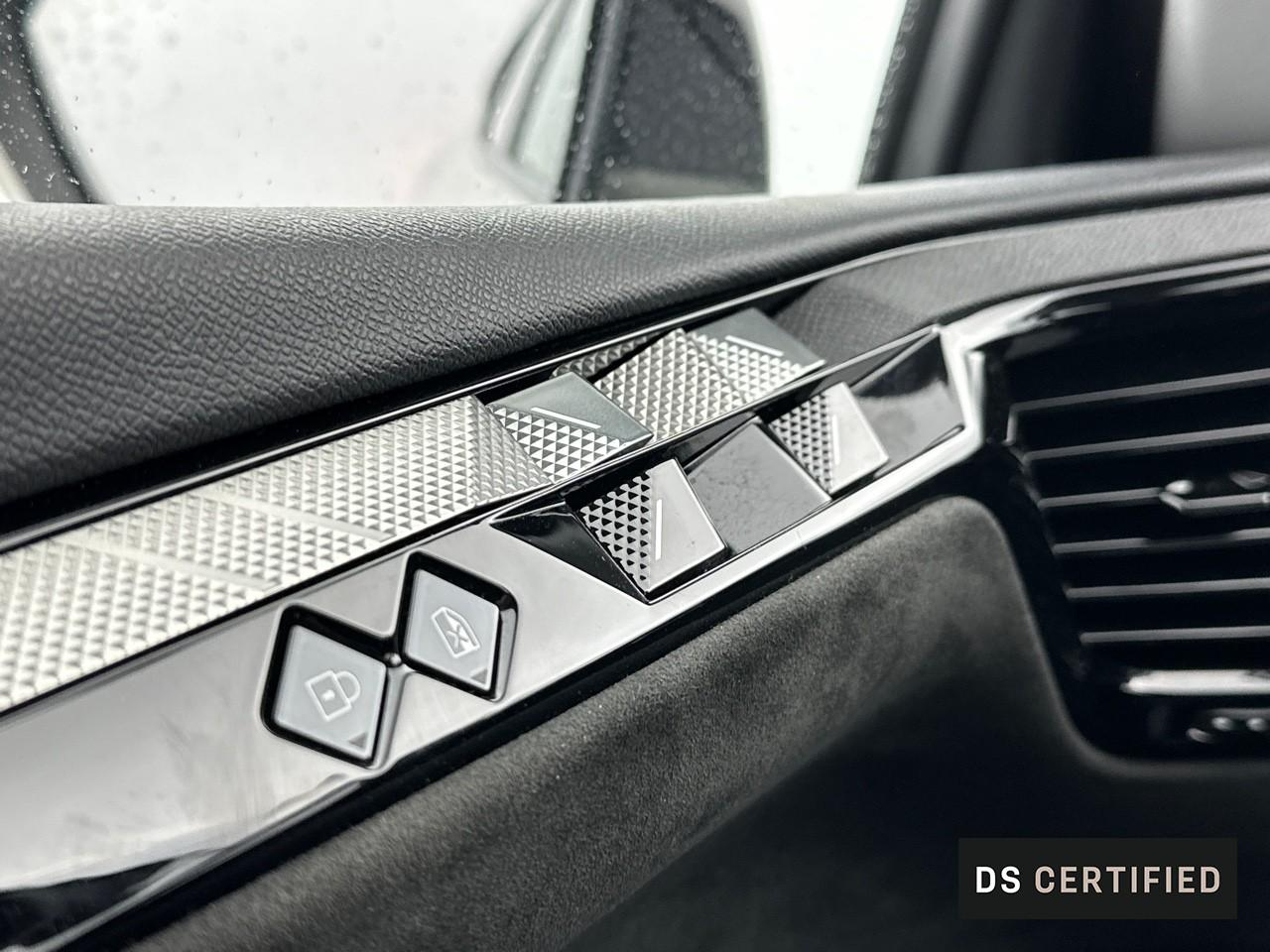 Ds Ds 4 puretech 130 eat8 performance line+ — photo 17