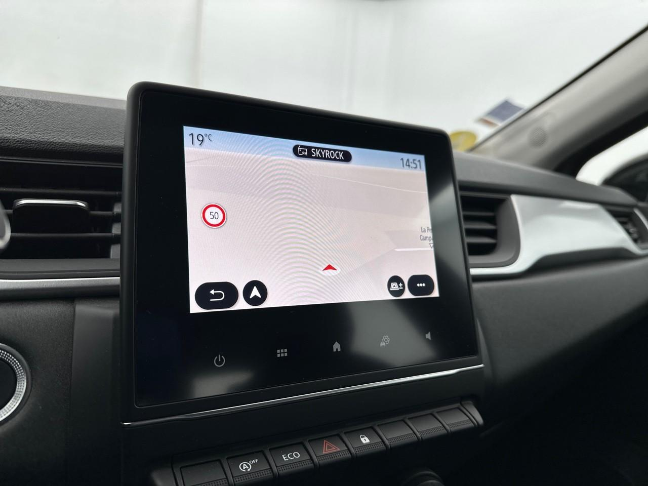Renault Captur blue dci 115 edc business — photo 10