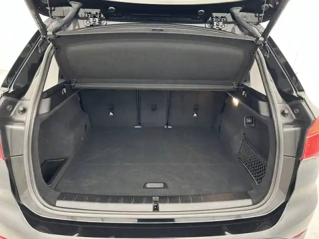 Bmw X1 sdrive 18i 140 ch — photo 27
