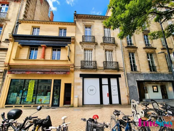 LOCAL COMMERCIAL à VENDRE
