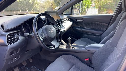 Toyota C-HR 1.2 T 116 2WD - Dynamic – 2018 – 45335 km – Essence – Boîte Manuelle — photo 15