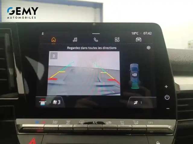 Renault Megane e-tech ev60 220 ch super charge — photo 18