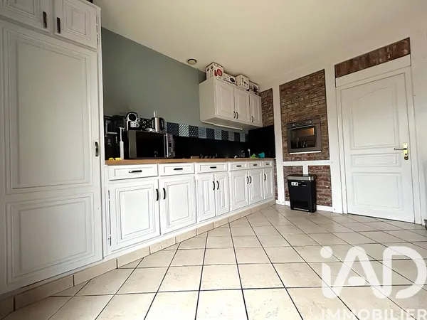 Maison 8 pièces 298 m²
