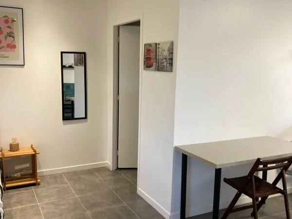 Loue studio meublé