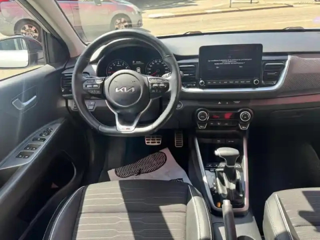 Kia Stonic 1.0 t-gdi 120 ch mhev dct7 gt line premium — photo 12
