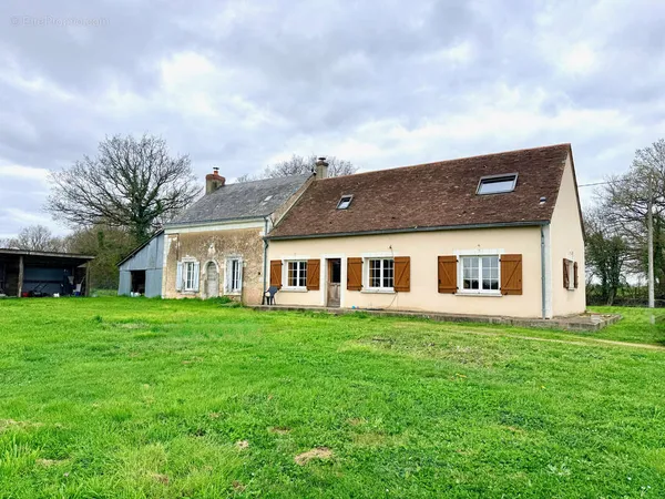 Maison ancienne 3 chambres en campagne