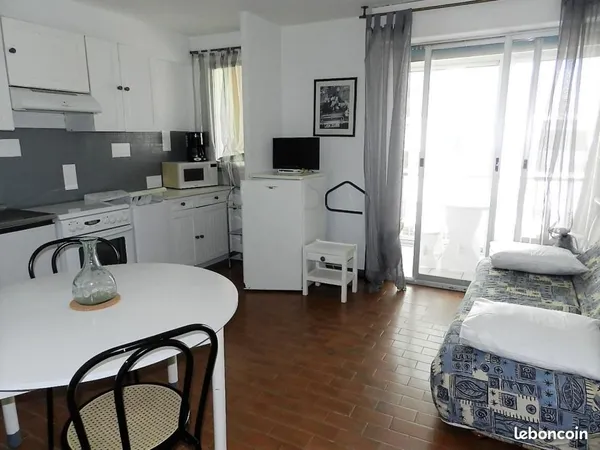Studio 1 pièce 22 m²