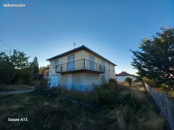 Pavillon 6 pièces 101 m²