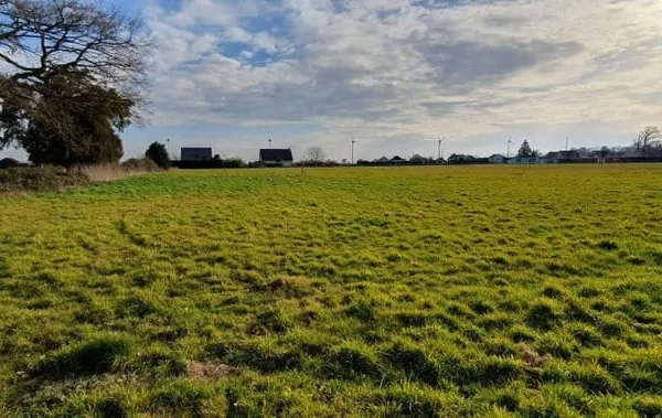 Terrain 3193 m²