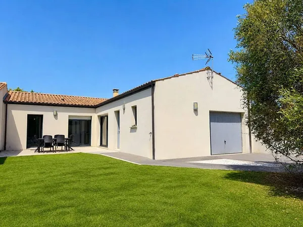 Maison de plain-pied 4 pièces 100 m²