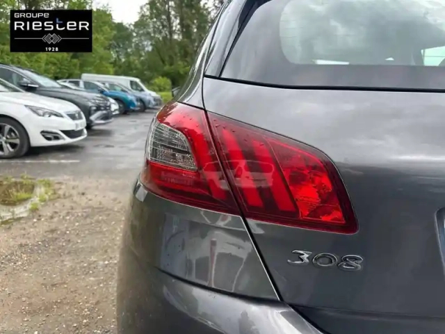 Peugeot 308 puretech 110ch s&amp;s bvm6 — photo 17