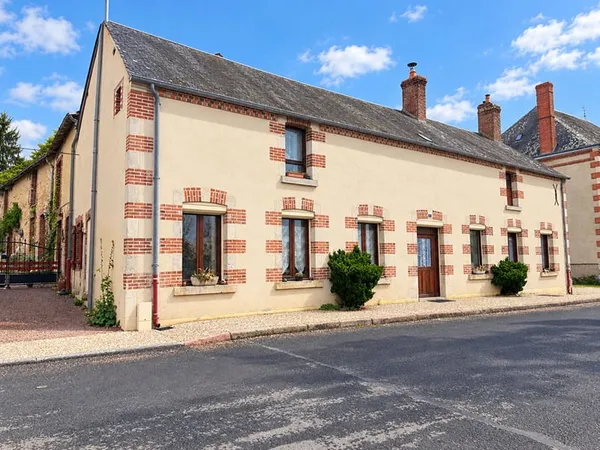 Ensemble immobilier avec habitation et ateliers ? Villegenon
