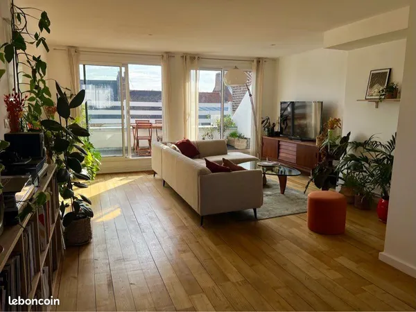 Location appartement avec terrasses Solférino