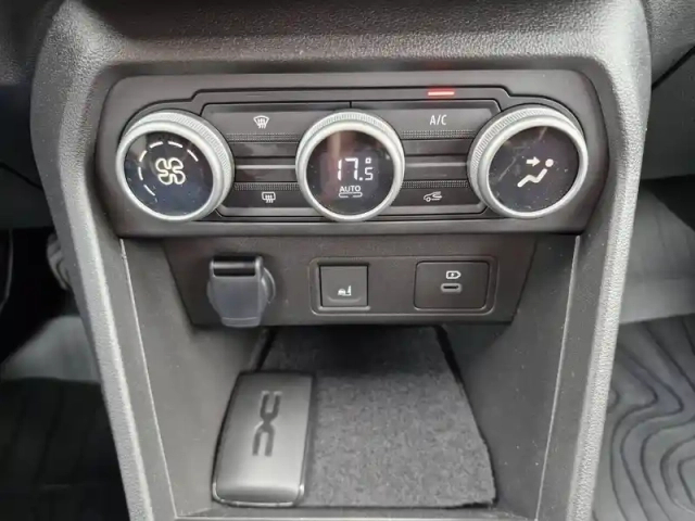 Dacia Jogger tce 110 5 places gsr2 — photo 45