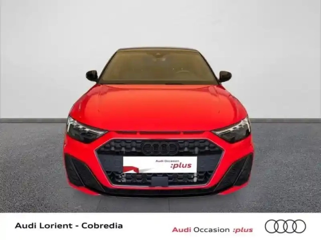 Audi A1 sportback 30 tfsi 110ch s line s tronic 7 — photo 2