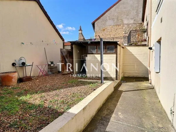 STUDIO FONCTIONNEL À TRIEL-SUR-SEINE