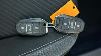 Peugeot 308 Sw PHEV 180ch Active Pack e-EAT8 — photo 16