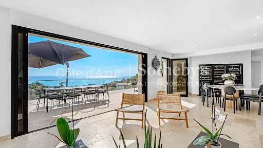 Villa 8 pièces 265 m²