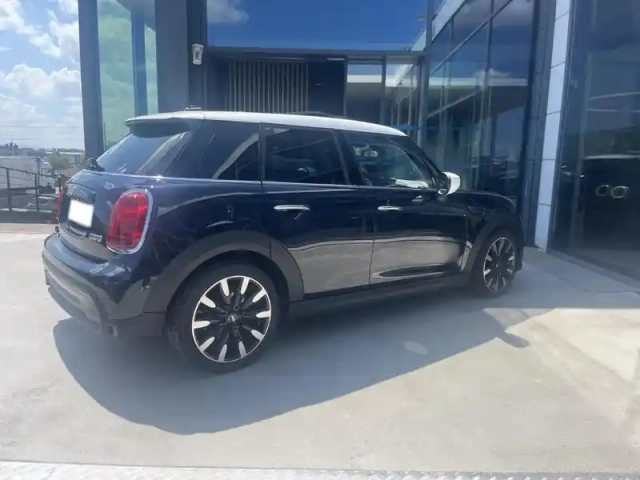 Mini Mini 5 portes cooper 136ch edition premium plus bva7 — photo 2