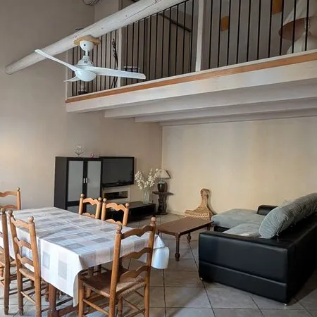 Maison de village toutes charges comprises