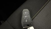 Citroen C3 1.2 PureTech 83ch S&S Shine — photo 16
