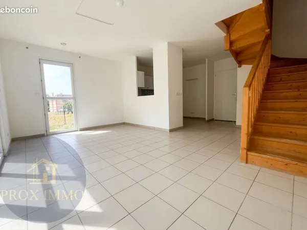 Maison moderne avec 3 chambres