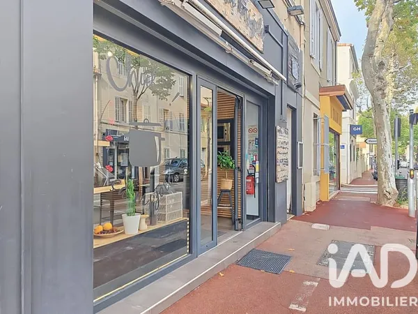 Fonds de commerce 1 pièce 130 m²