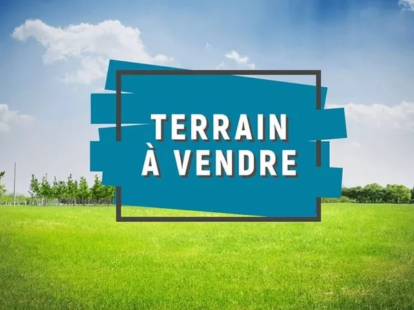 Terrain 750 m²
