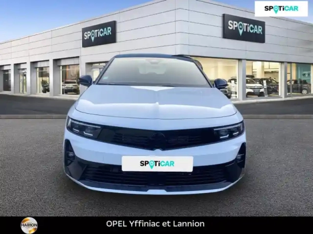Opel Astra 1.6 turbo 225ch hybrid gse bva8 — photo 2
