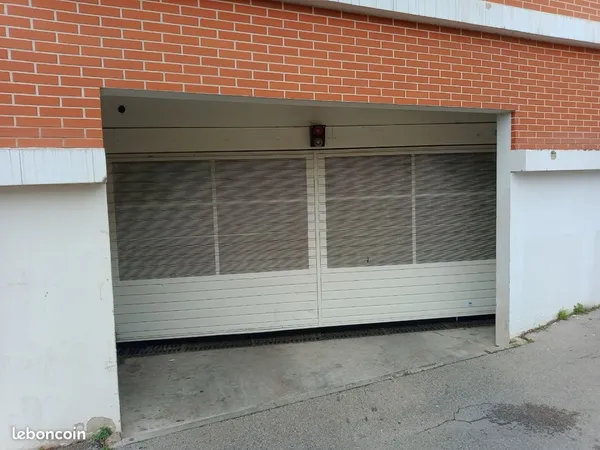 Emplacement parking sous sol