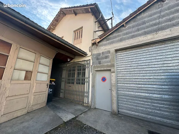 Immeuble 4 pièces 300 m²