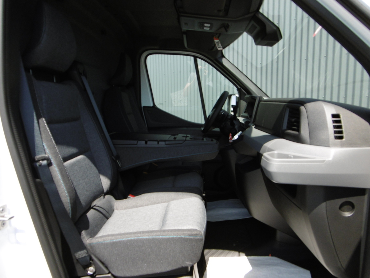 Renault MASTER FOURGON — photo 10