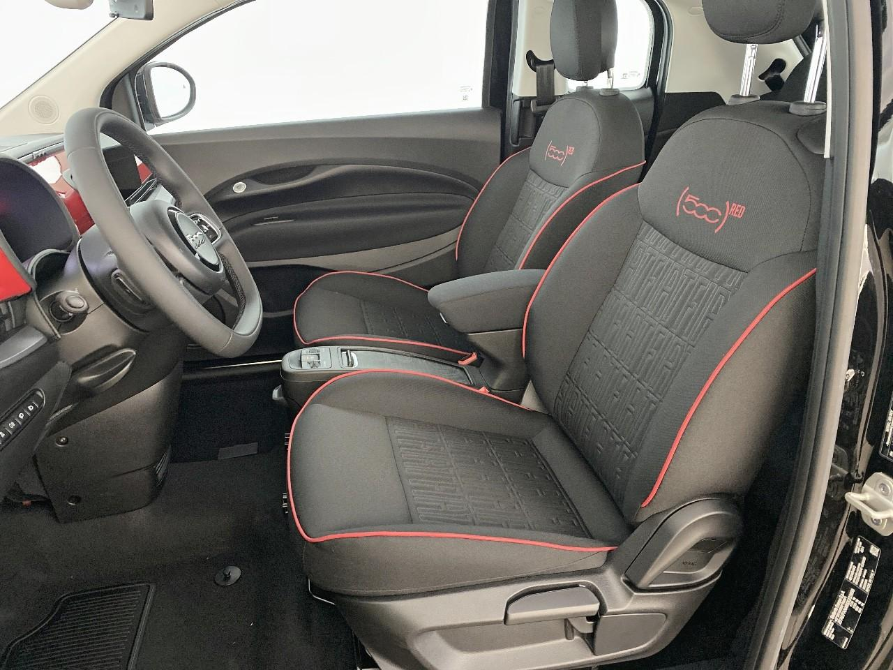 Fiat 500 3+1 e 118 ch red — photo 9