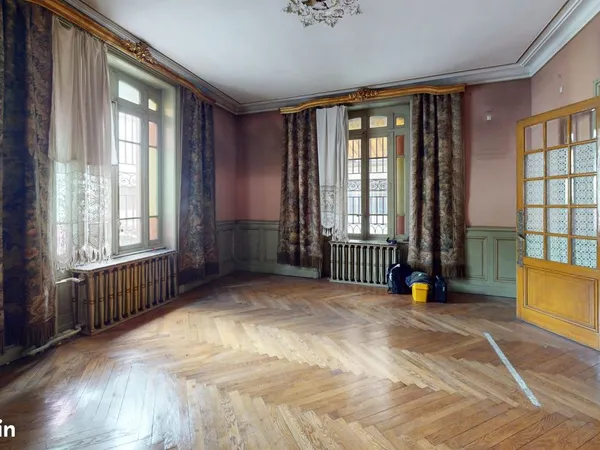 Maison 6 pièces 201 m²