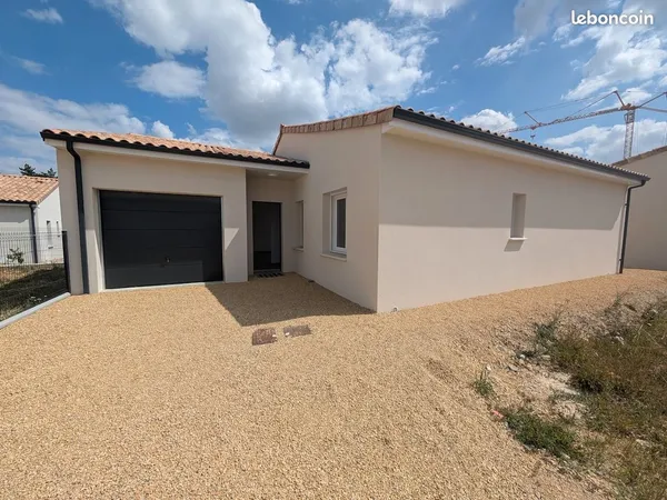 Maison neuve 4 chambres - Clim réversible - VMC