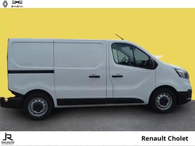 Renault Trafic fg l1h1 3t e-tech ac22 advance -24 — photo 13